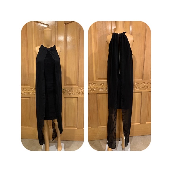 VENUS Dresses & Skirts - NWT Venus halter black mini dress w/ attach cape Sz 2